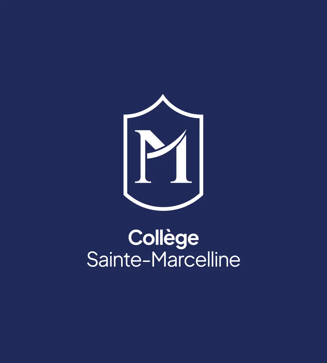Version blanche du logo du Collège Sainte-Marcelline sur fond bleu foncé.